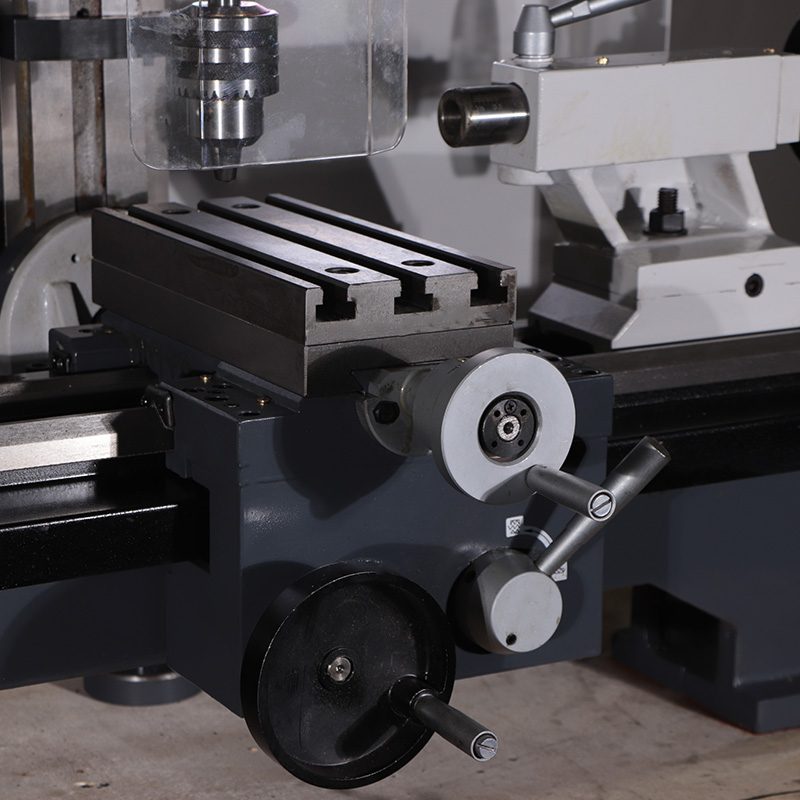 Токарно-фрезерный станок Proma SK-550 25409530 Токарно-фрезерный станок Proma SK-550 25409530