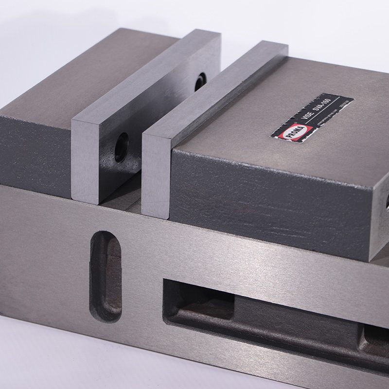 Точные станочные тиски Proma SVA-160 25016160 Точные станочные тиски Proma SVA-160 25016160