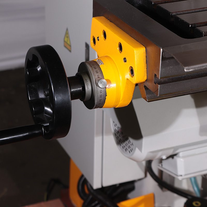 Универсальный фрезерный станок с УЦИ Proma FVX-125W