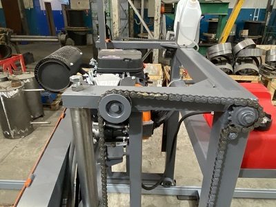 Ленточная бензиновая пилорама Триумф 900 15л.с (Lifan)