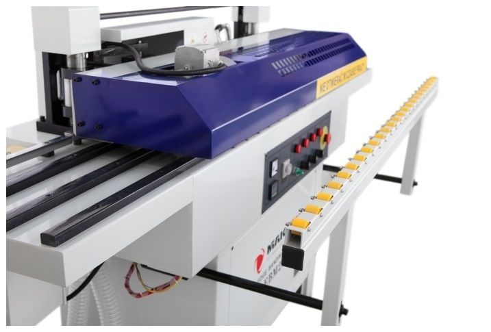 Кромкооблицовочный станок CORMAK EBM-300 Кромкооблицовочный станок CORMAK EBM-300