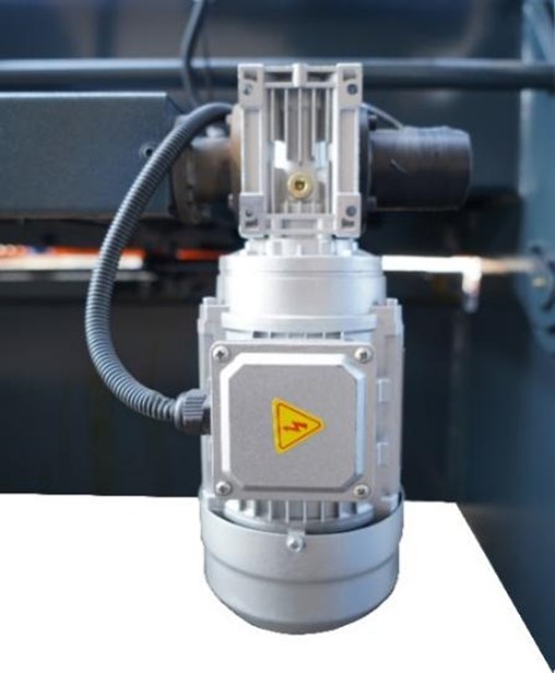 Гидравлическая гильотина Metal Master HCJ 2580 SE