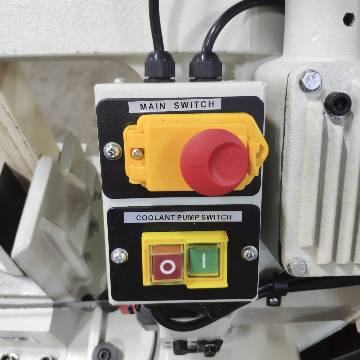 Станок ленточнопильный ручной Stalex SBS-205 Станок ленточнопильный ручной Stalex SBS-205