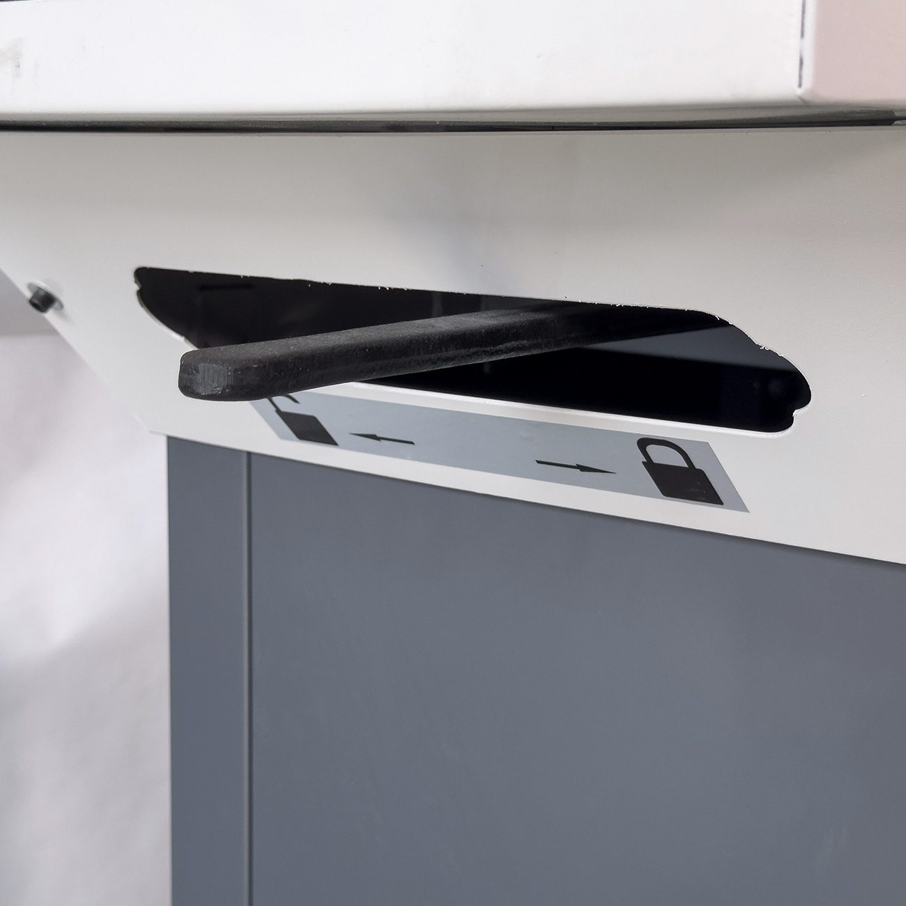 Ленточная пила по металлу Proma PPS-170H 25017000 Ленточная пила по металлу Proma PPS-170H 25017000