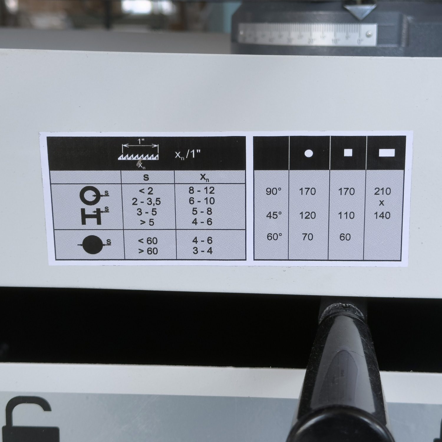 Ленточно-пильный станок по металлу Proma PPS-220H 25022004 Ленточно-пильный станок по металлу Proma PPS-220H 25022004