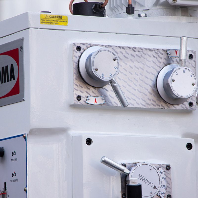 Редукторный сверлильный станок Aura Tools B-1850G/400 Редукторный сверлильный станок Aura Tools B-1850G/400