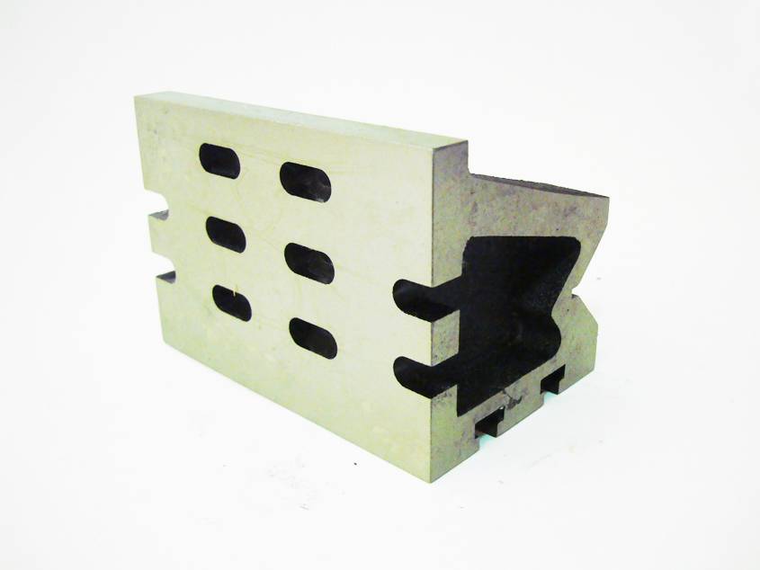 Уголок установочный Proma с призмами 100х100х150мм 0019