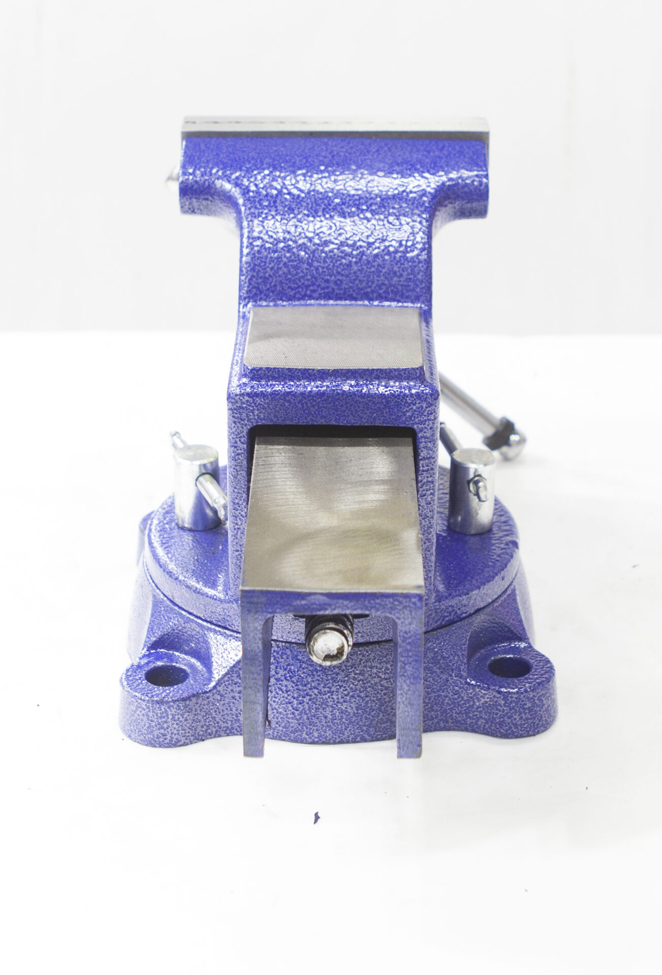 Тиски слесарные STALEX Гризли 125Х125 мм Тиски слесарные STALEX Гризли 125Х125 мм