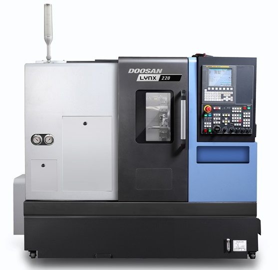 Токарный станок Doosan Lynx 220LMSC
