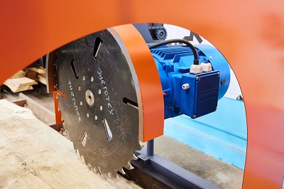 Поворотная угловая дисковая пилорама Триумф 1П-600 Поворотная угловая дисковая пилорама Триумф 1П-600