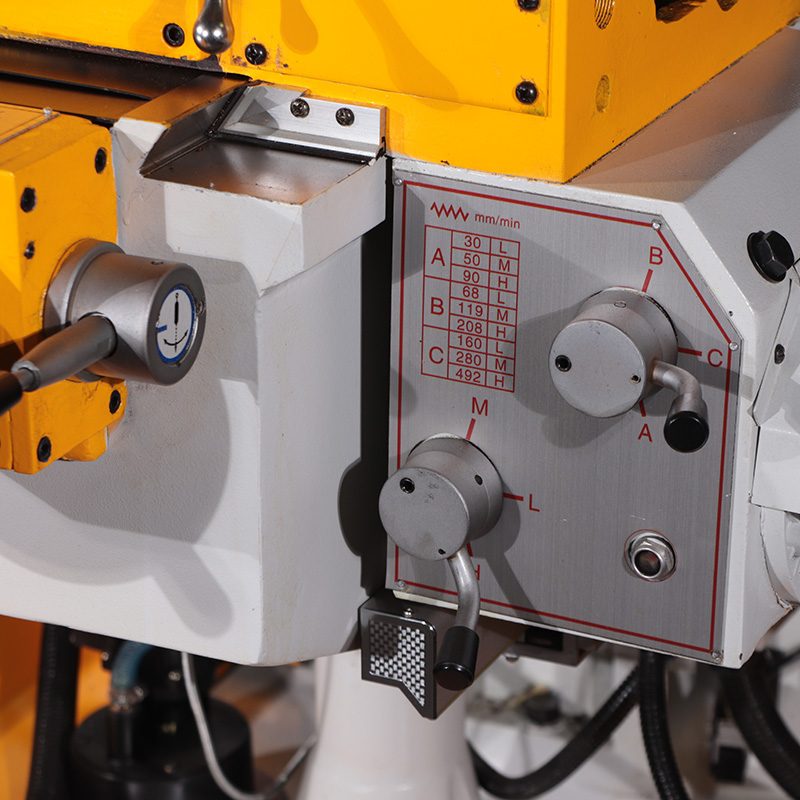 Универсальный фрезерный станок с УЦИ Proma FVX-125W