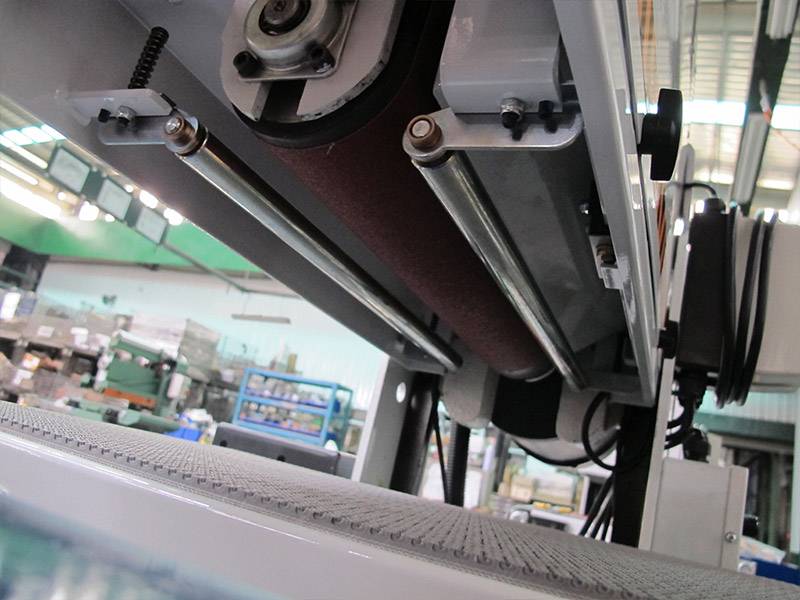 Консольный ленточно-шлифовальный станок Liga WBS-1530 Консольный ленточно-шлифовальный станок Liga WBS-1530