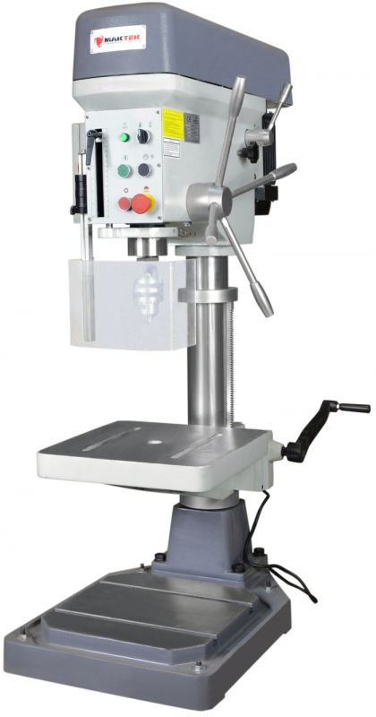 Вертикальный сверлильный станок CORMAK WS16 Вертикальный сверлильный станок CORMAK WS16