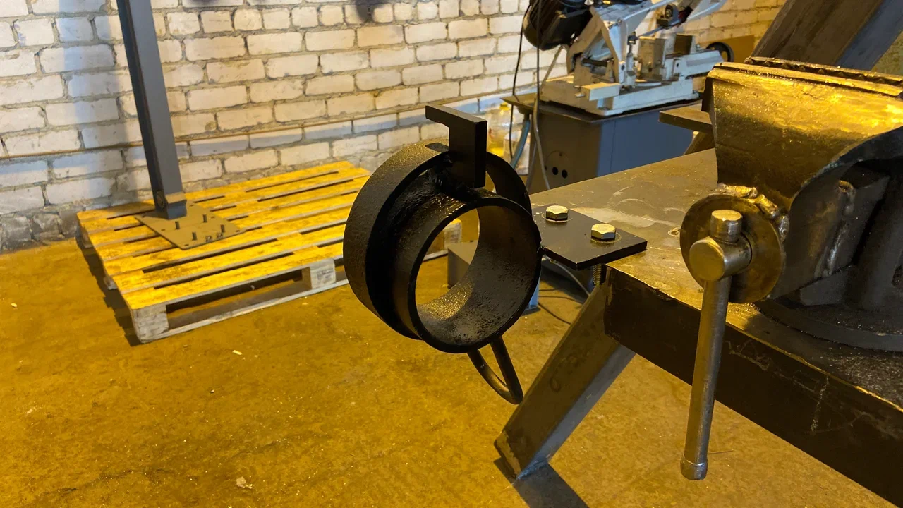 Кронштейногиб RM