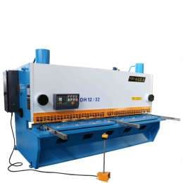 Гильотинные ножницы