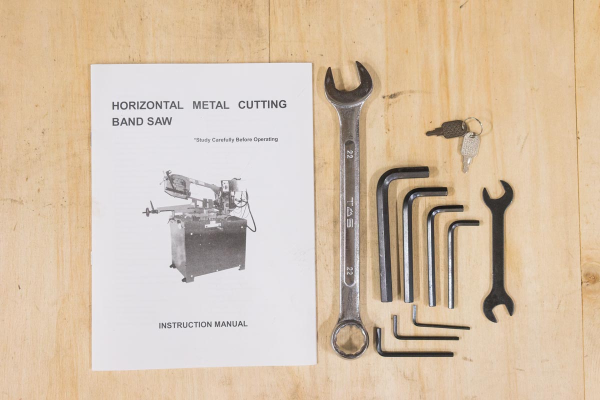 Станок ленточнопильный ручной Stalex SBS-250G Станок ленточнопильный ручной Stalex SBS-250G