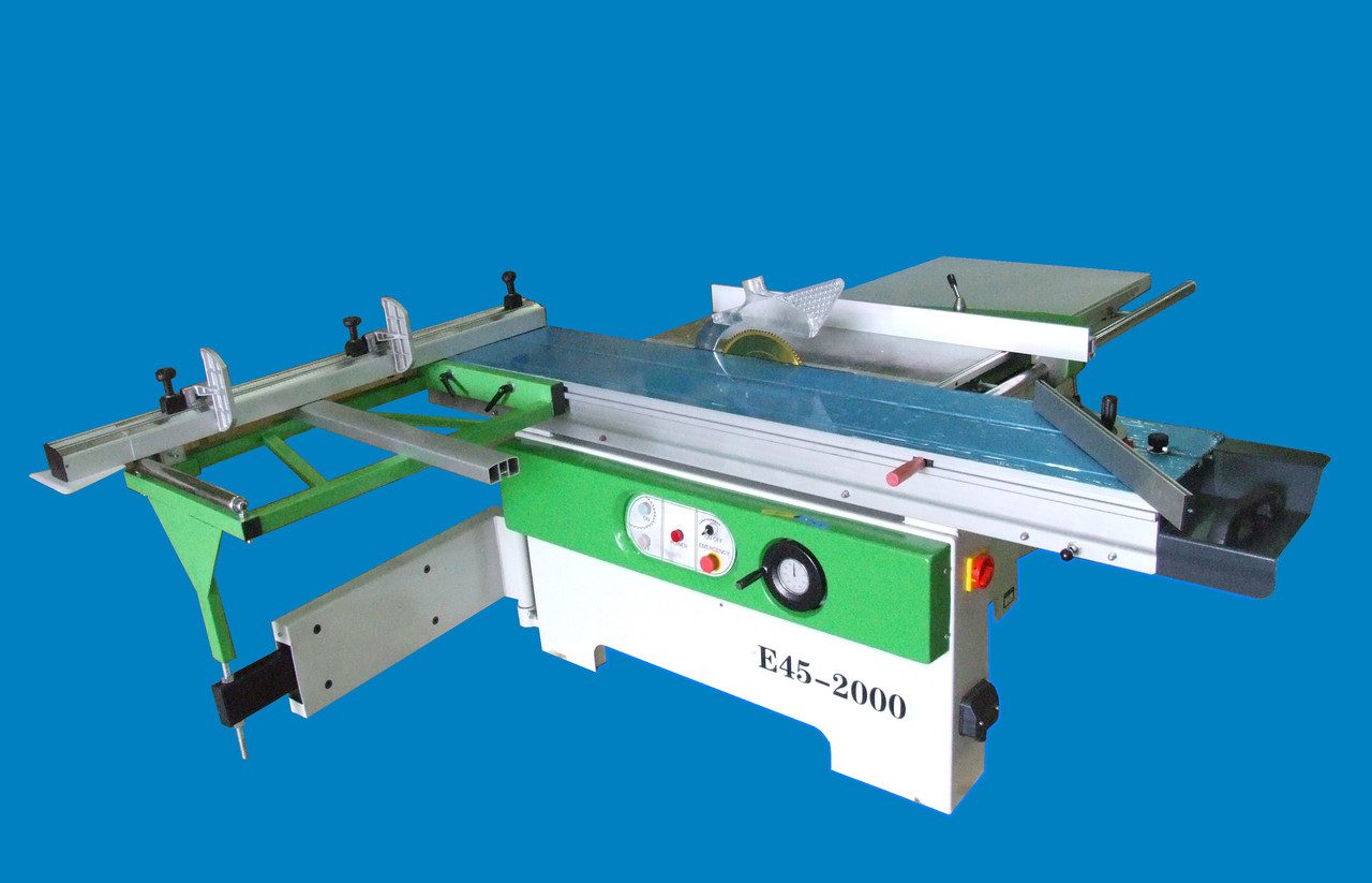 Форматно-раскроечный станок LTT E45-2000 Форматно-раскроечный станок LTT E45-2000