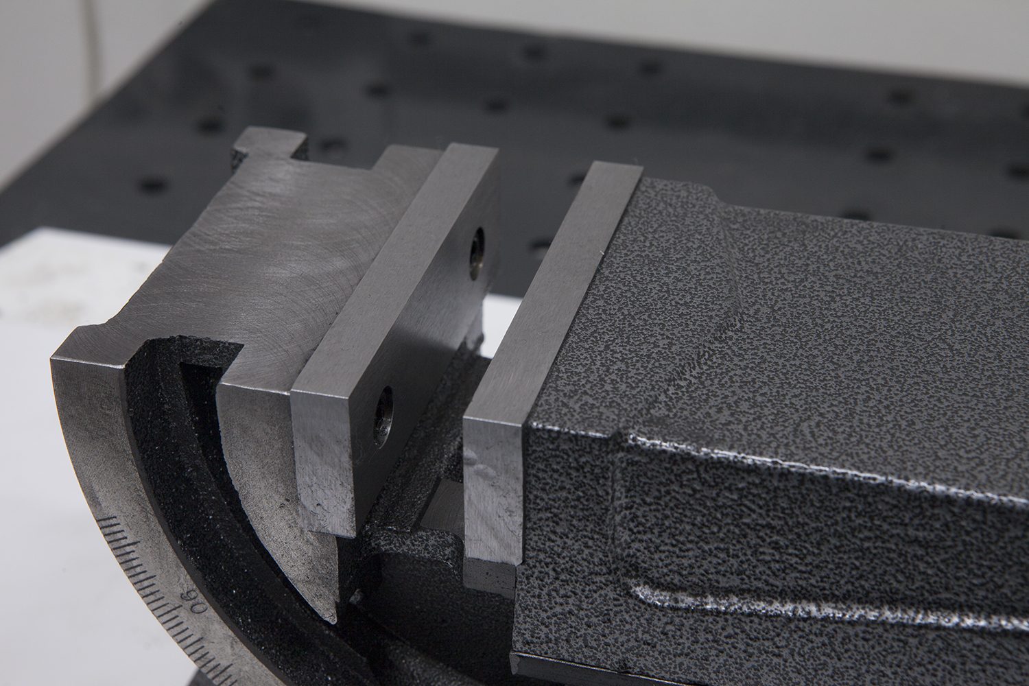 Тиски станочные Stalex QHK 125 Тиски станочные Stalex QHK 125