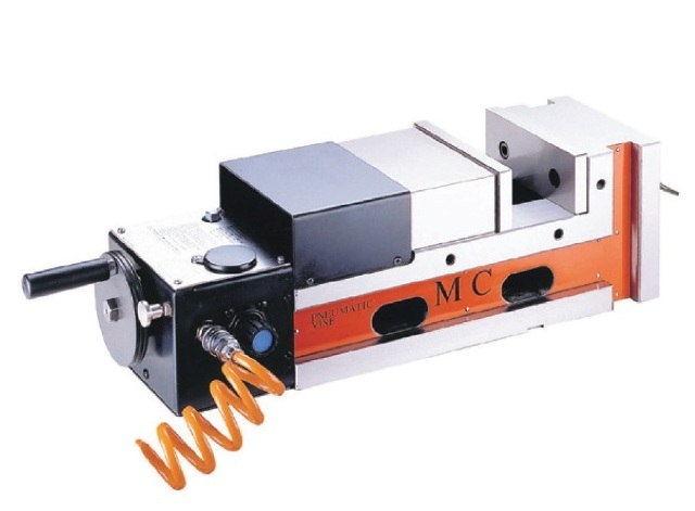 Пневматические прецизионные тиски высокого давления JPV-4-100 Пневматические прецизионные тиски высокого давления JPV-4-100