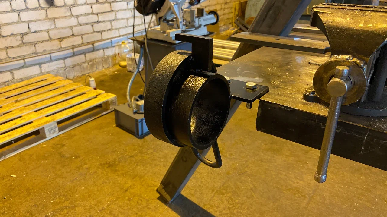 Кронштейногиб RM