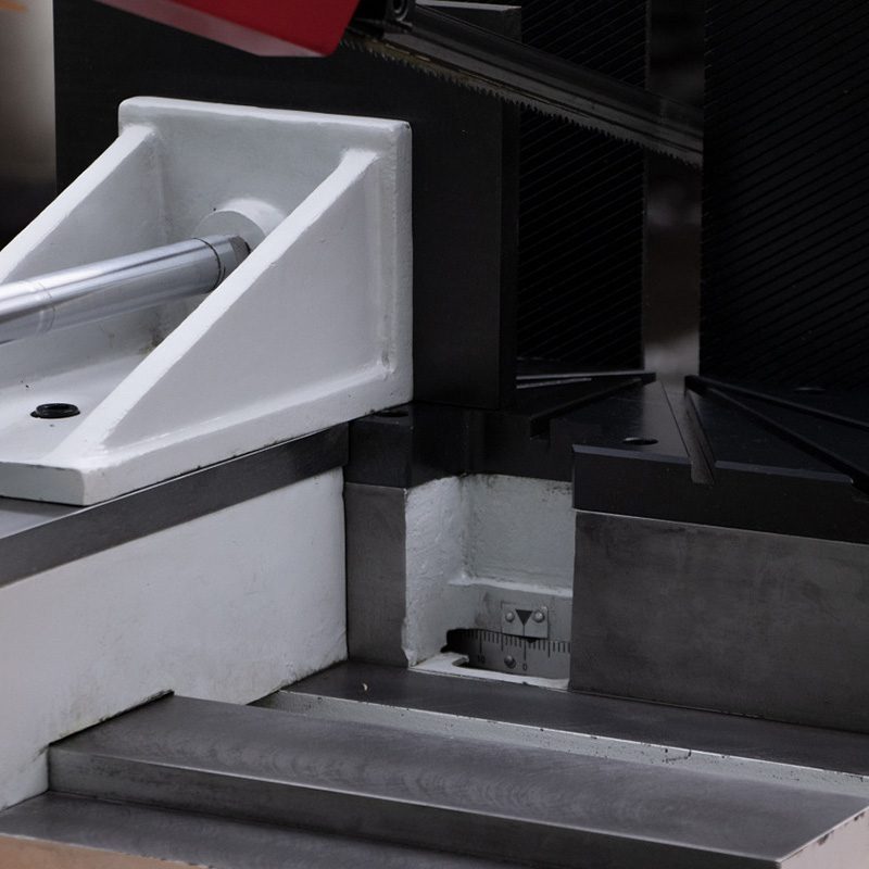 Ленточнопильный станок по металлу Visprom PPK-330G 38812500 Ленточнопильный станок по металлу Visprom PPK-330G 38812500