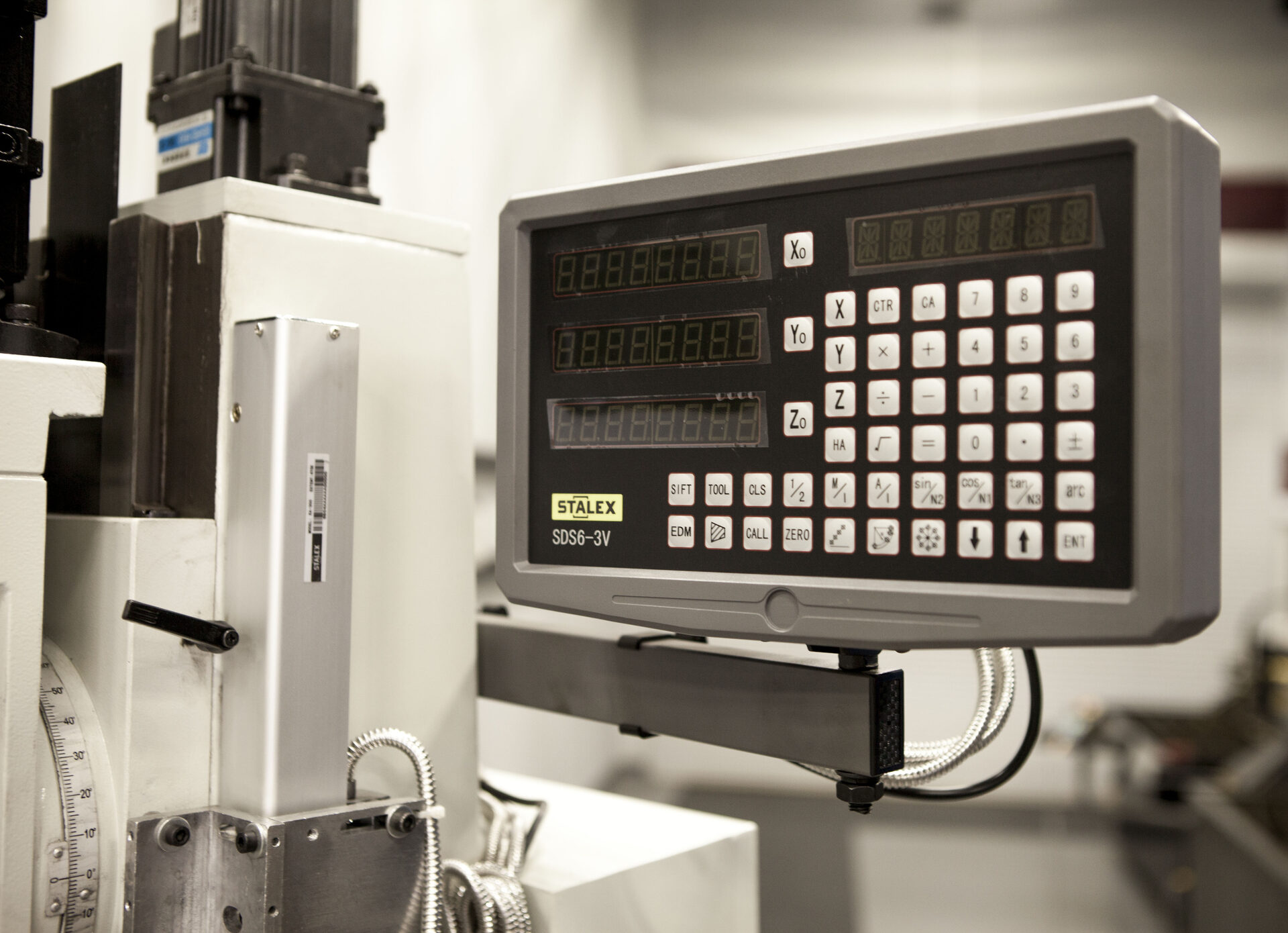 Фрезерно-сверлильный станок Stalex BF50PF