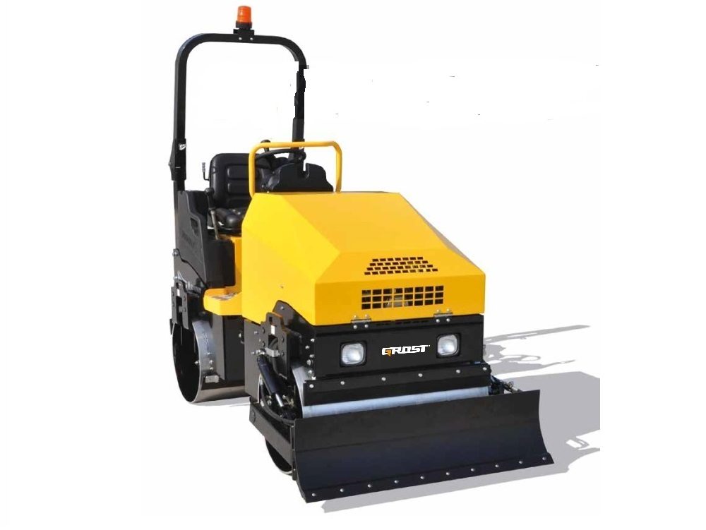 Виброкаток GROST VR1800