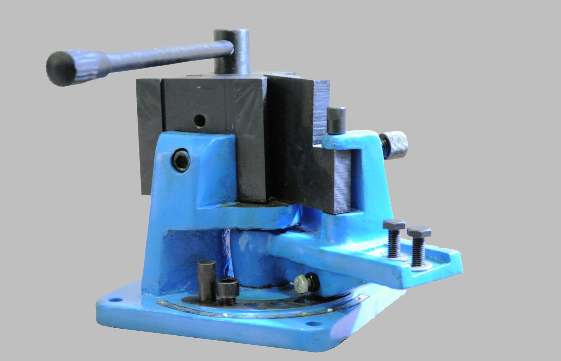 Универсальный гибочный станок TRIOD FBM-120 241022