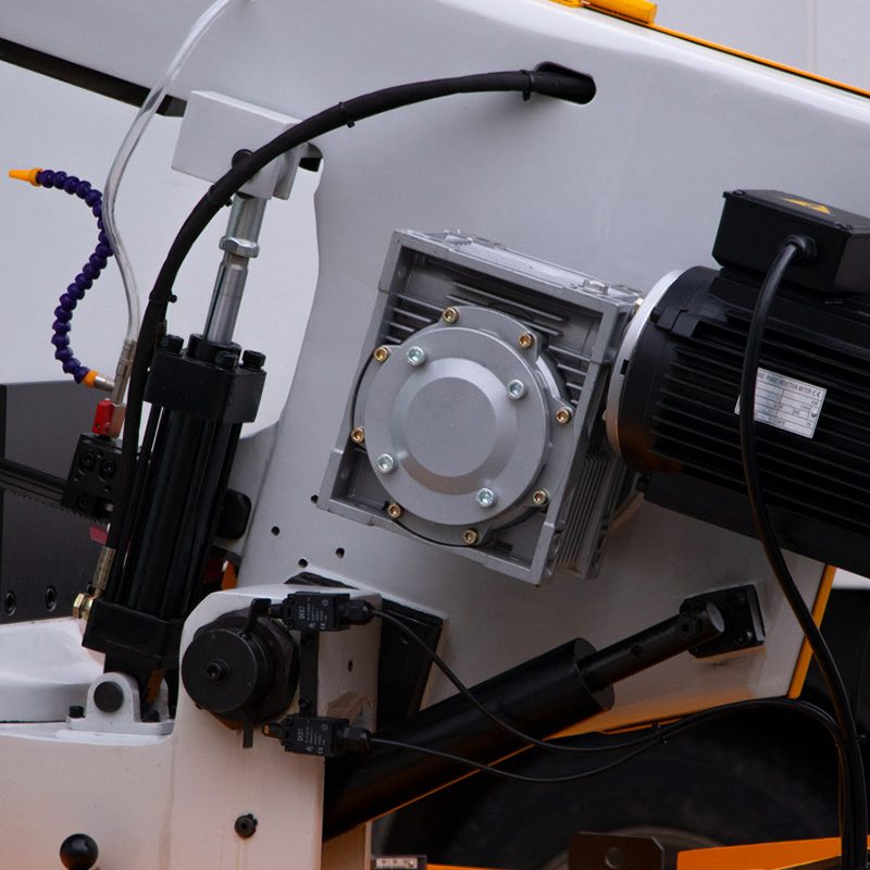 Ленточнопильный станок по металлу Visprom PPK-330G 38812500 Ленточнопильный станок по металлу Visprom PPK-330G 38812500