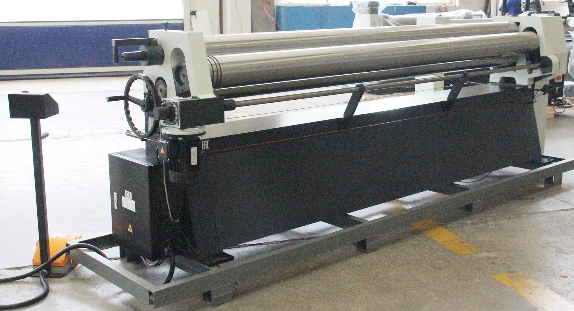 Электромеханический вальцовочный станок Stalex ESR-3050х3.5E